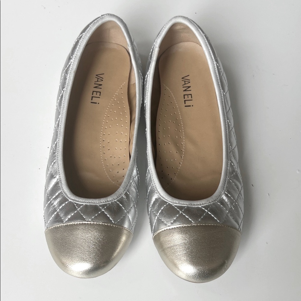 Vaneli Serene Silver Gold Cap Toe Quilted Ballet Flats Two-tone Women Shoe Sz 9W